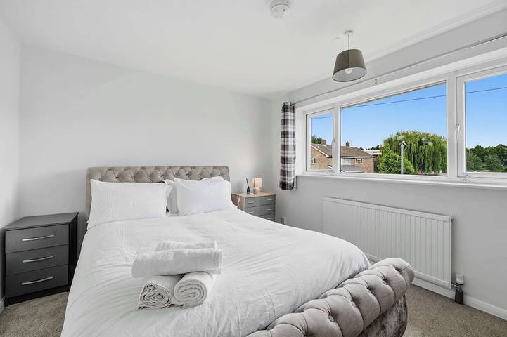 3bed house with garden and free parking in Aylesbury, Buckinghamshire