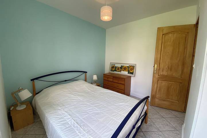 Location de vacances pour 9 personnes, avec piscine à Saint-Cyr-les-Colons - 2