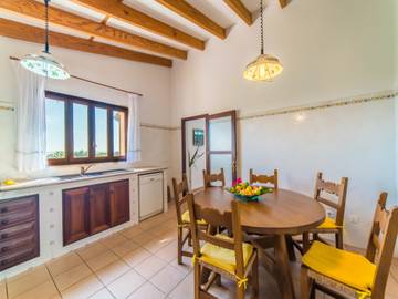 Villa in Búger, Majorca Center für 6 