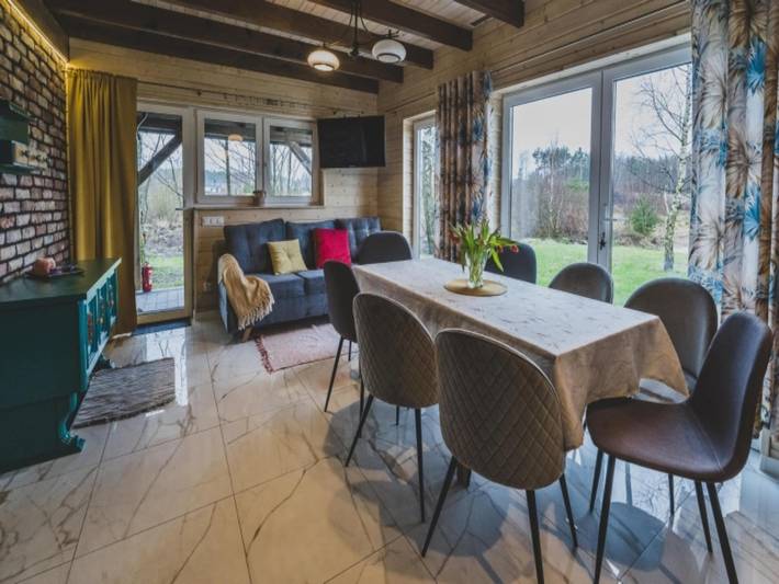 Groot vakantiehuis met sauna, jacuzzi en zoutgrot. in Tuchola Woud