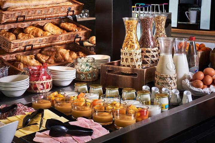 Hôtel pour 2 personnes, avec jardin dans Saint-Quentin en Yvelines - 3