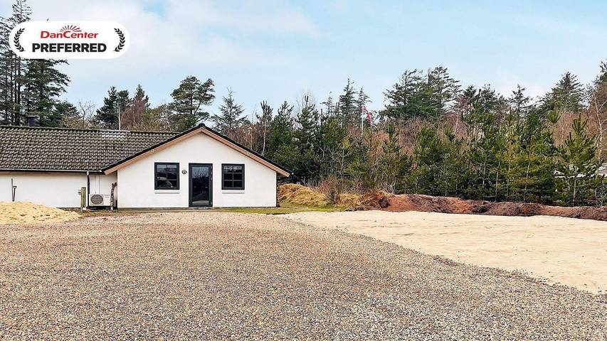 Ferienhaus für 12 Personen, mit Sauna und Terrasse sowie Whirlpool und Pool, mit Haustier in Filsø See