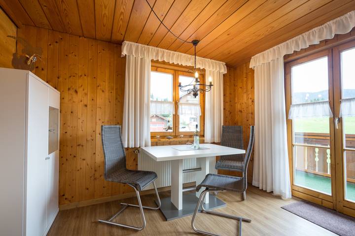 Ferienwohnung für 3 Personen, mit Balkon und Garten in Oberstdorf - 4