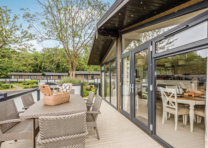 Swinburne Elegance in Wootton Bridge, Isle of Wight