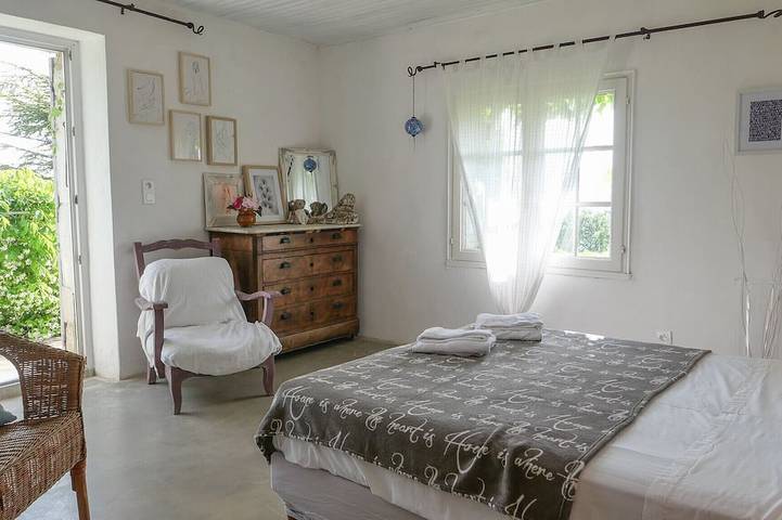 Gîte pour 8 personnes, avec terrasse et jardin à La Garde-Adhémar - 2