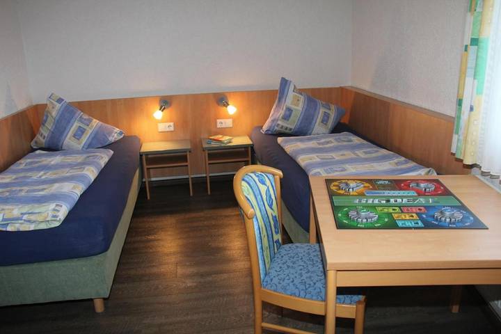 Hôtel pour 5 personnes, avec piscine ainsi que vue et balcon à Bad Bellingen - 4