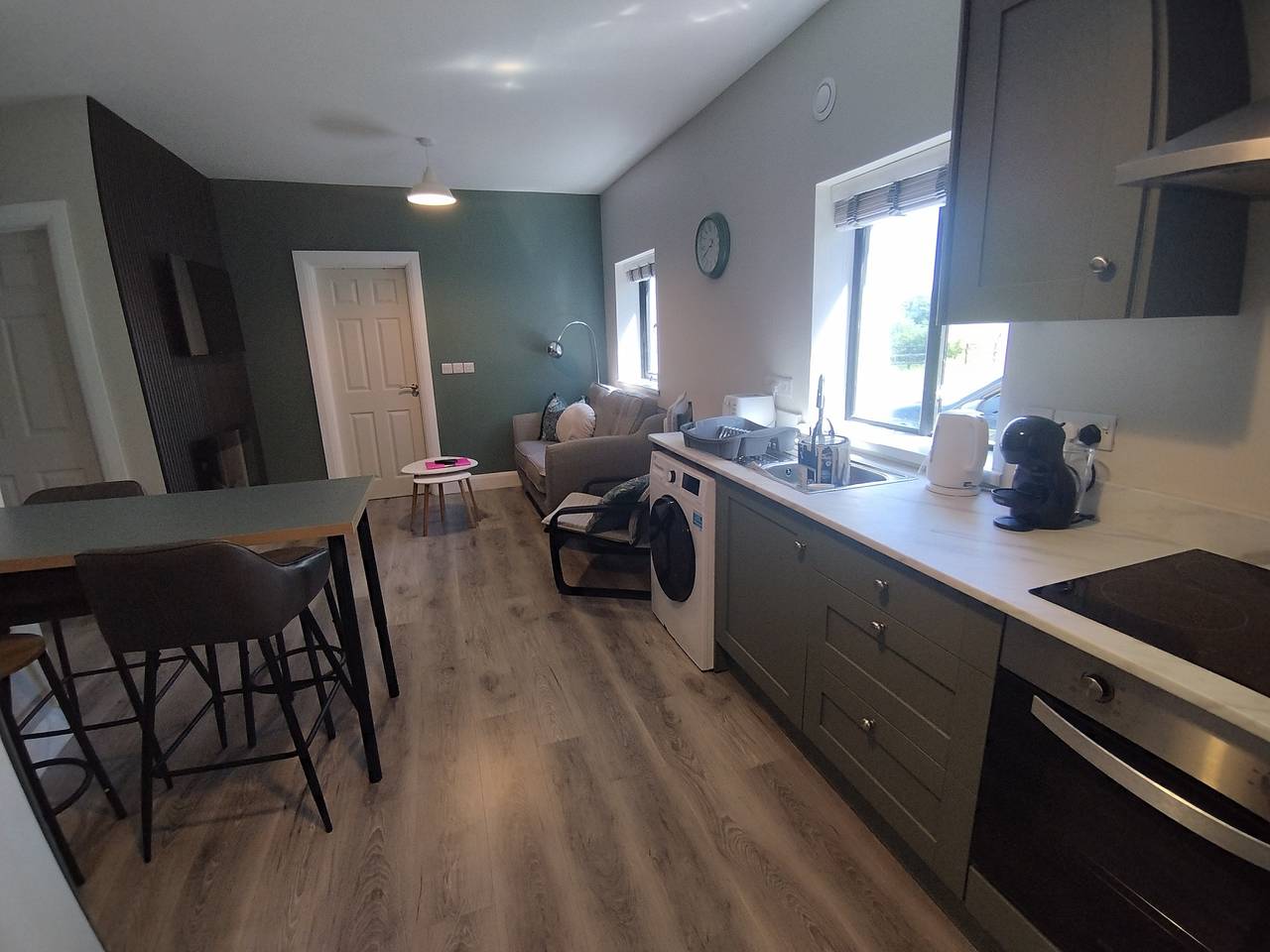 Ganze Ferienwohnung, Ferienwohnung für 4 Personen mit Garten in Selerna ED, Connemara
