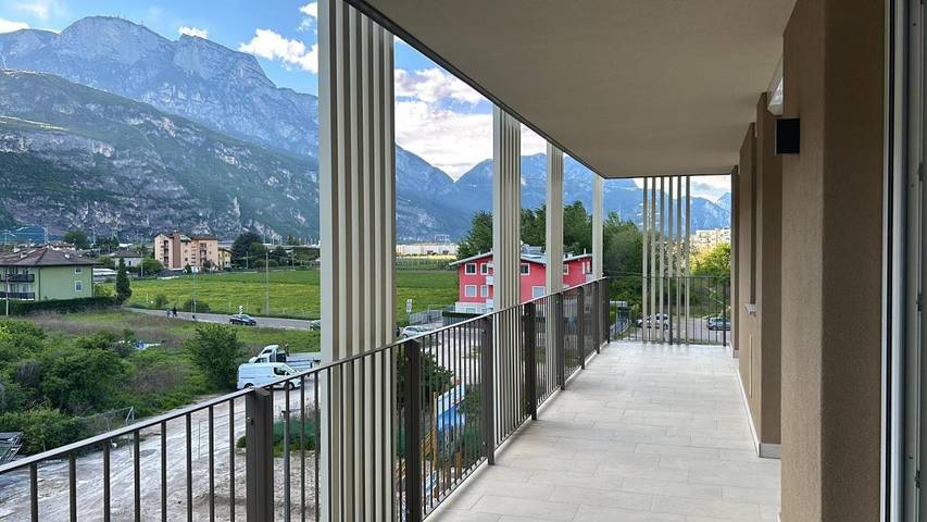 Ferienwohnung für 6 Personen, mit Terrasse und Ausblick in Trient - 4