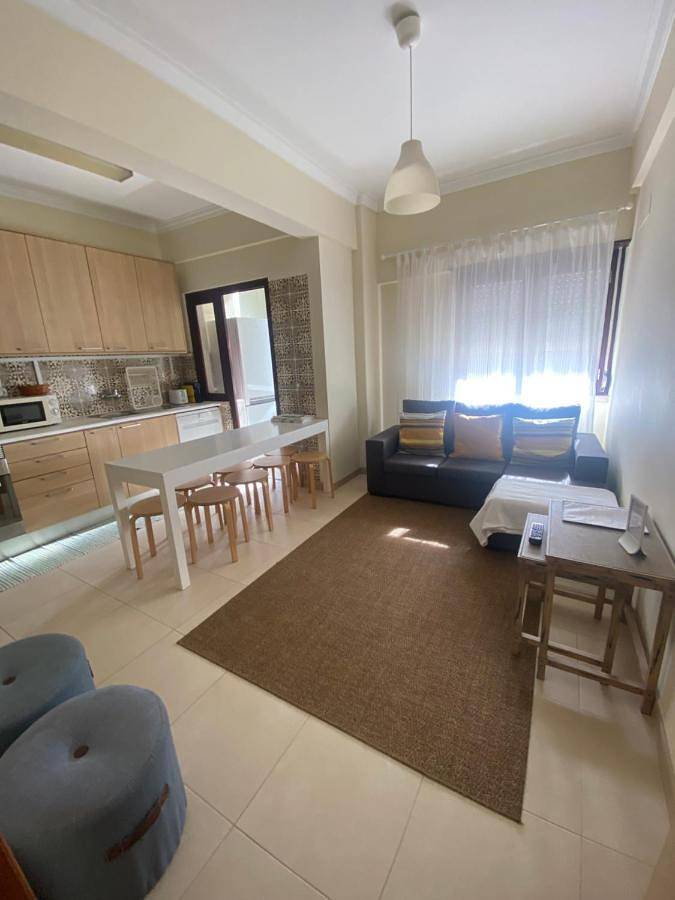 Apartamento inteiro, Apartment in Benfica, Lisboa