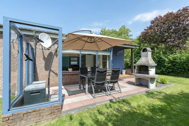 Ferienhaus für 6 Personen, mit Terrasse und Garten in Sint Maartensvlotbrug