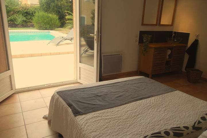 Location de vacances pour 6 personnes, avec jardin et terrasse à Octon - 4