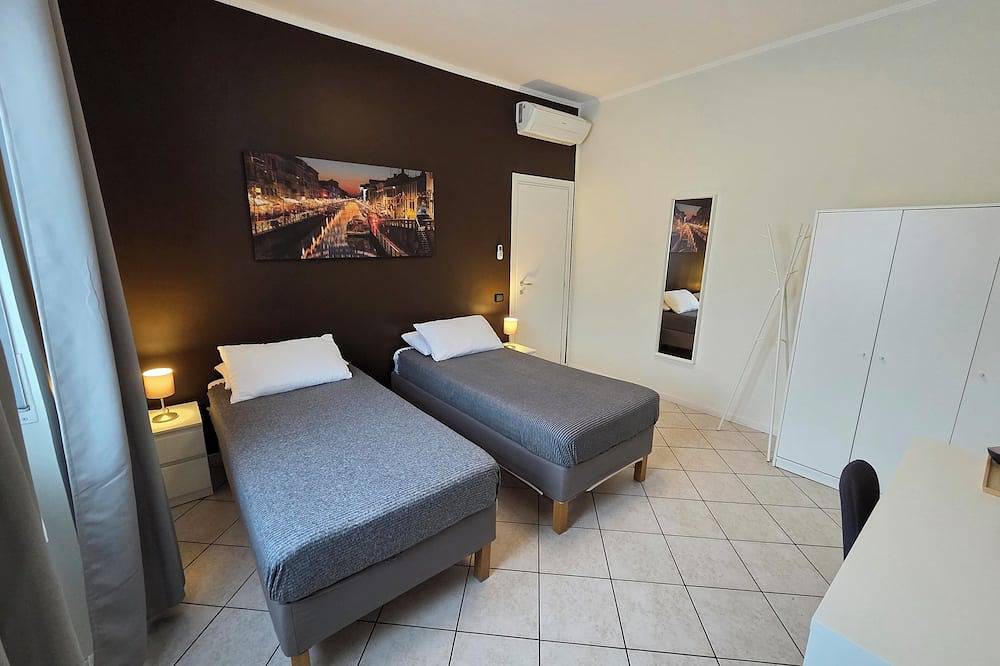 Appartamento intero, Rho Fiera Flat- 100 M From The Metro in Pero, Provincia di Milano