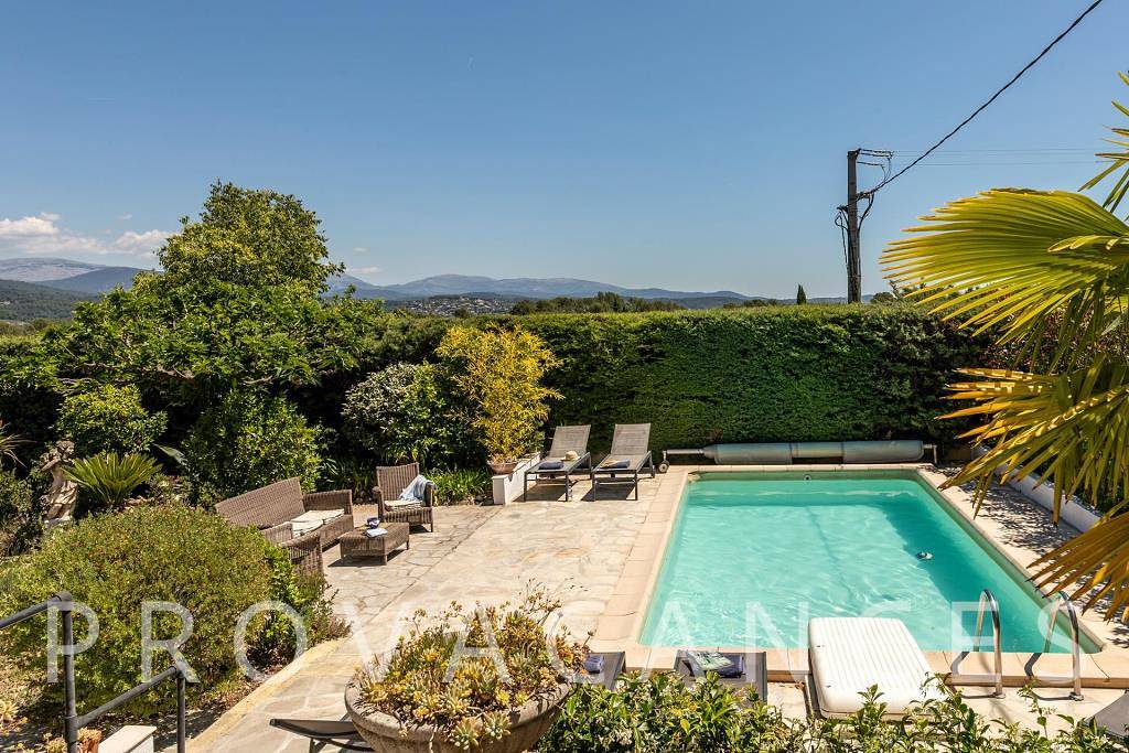 Schöne Villa mit Pool am Stadtrand von Seillans in Seillans, Draguignan Region