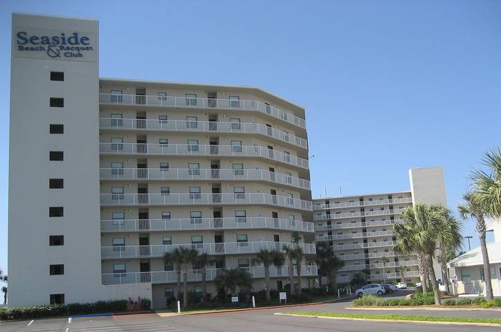 Vacation rental for 8 people, with balcony and pool by Orange Beach