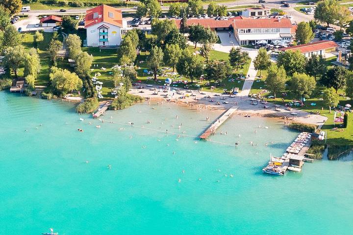 Hotel für 2 Personen, mit Balkon und Terrasse sowie Garten und Seeblick