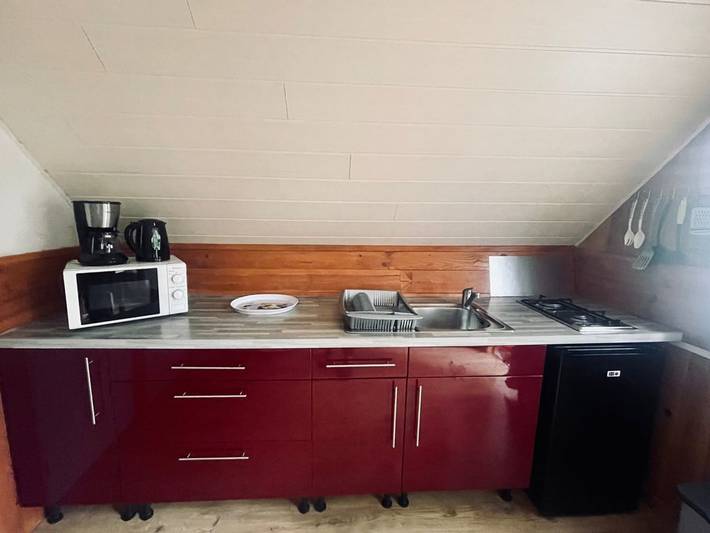 Gîte pour 4 personnes, avec piscine et terrasse à Camon - 4