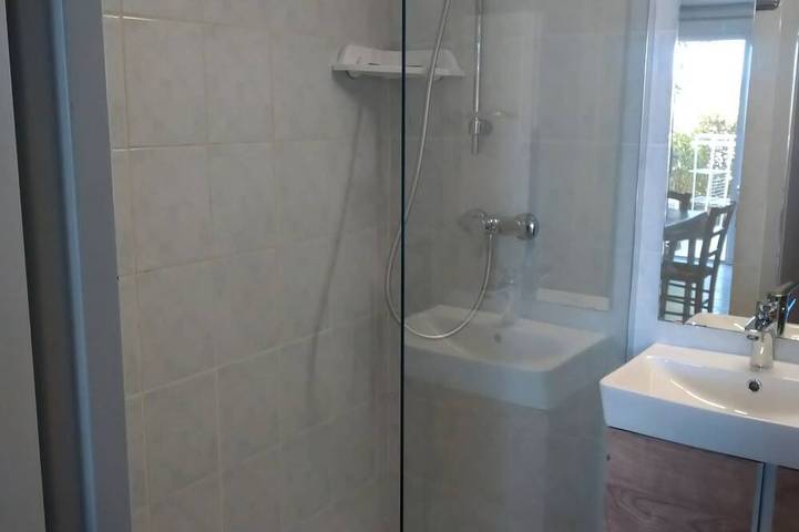 Location de vacances pour 4 personnes, avec terrasse et piscine, animaux acceptés à Saint-Martin-d'Ardèche - 4