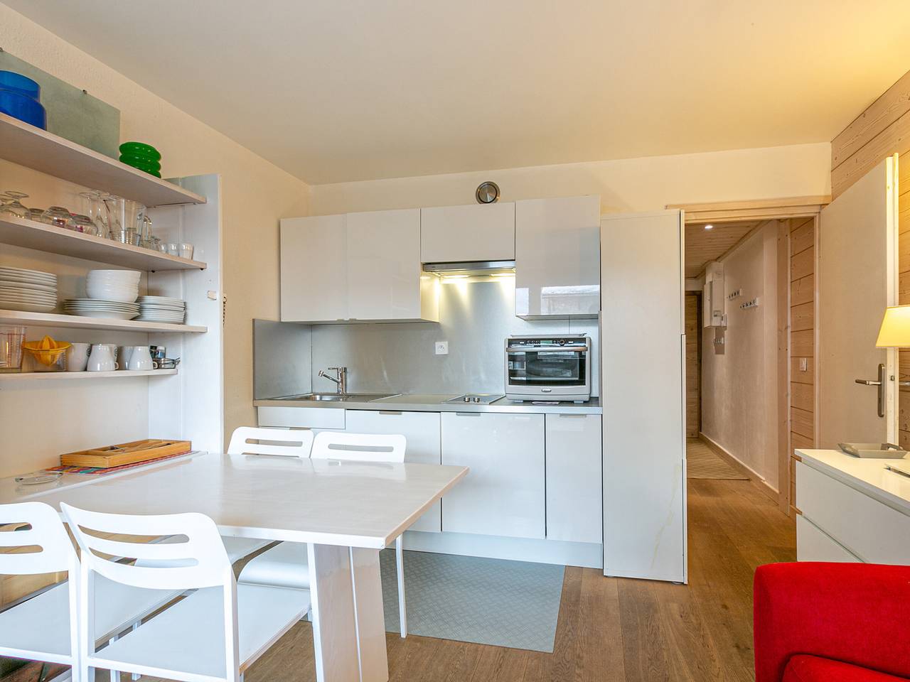 Entire studio, Modern Studio with Balcony, Ski-In/Ski-Out, and Free Wifi in Val-d'Isère in Val-d'Isère, Espace Killy