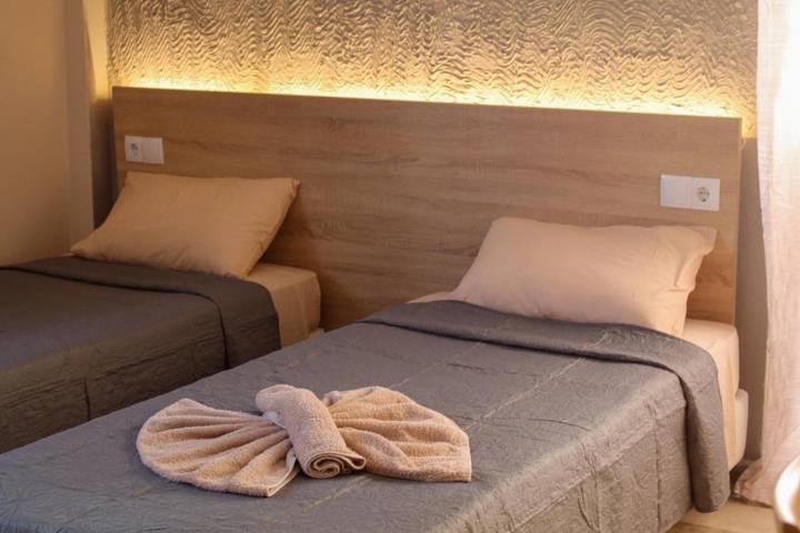 Ferienwohnung für 2 Personen, mit Terrasse und Garten sowie Ausblick