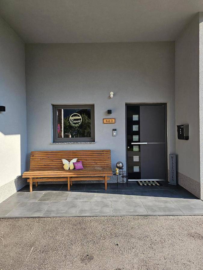Ganze Wohnung, Two-Bedroom Apartment with Bath in Brandberg, Zillertaler Alpen