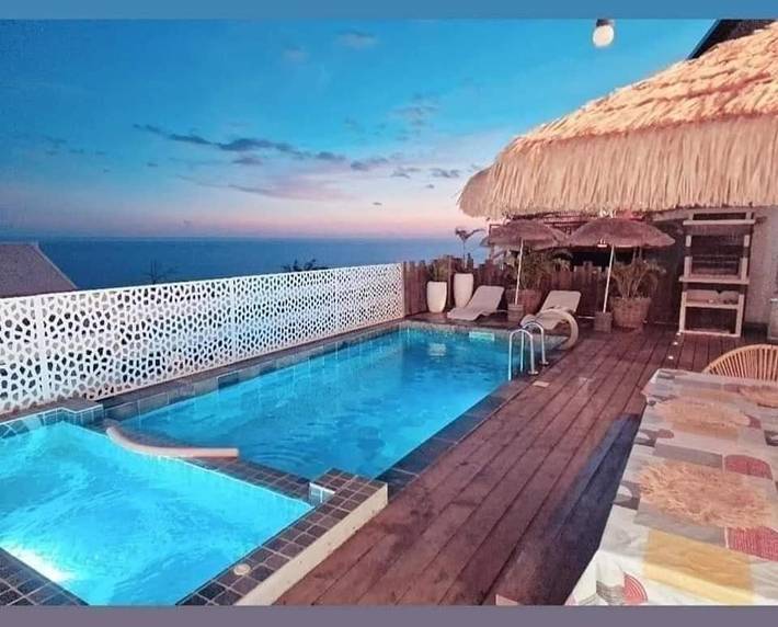 Villa pour 11 personnes, avec piscine ainsi que terrasse et vue, animaux acceptés