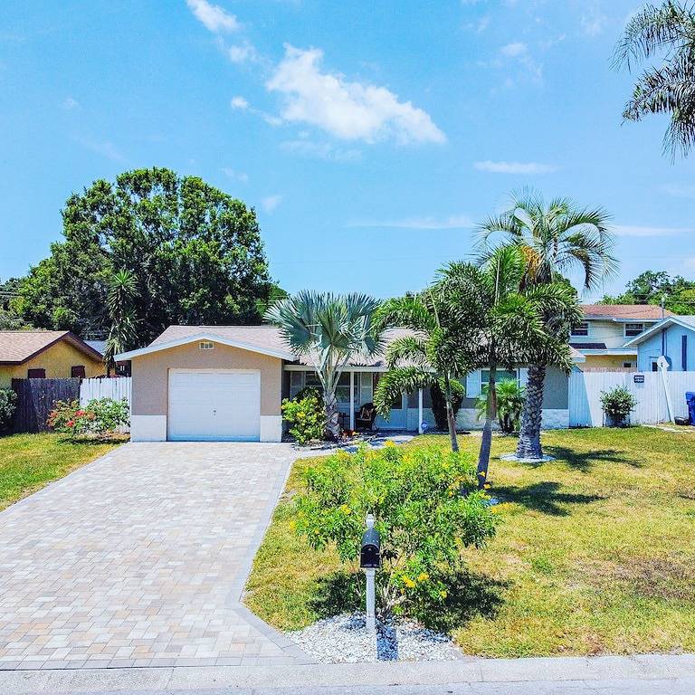 Beachvibes in Largo, Pinellas County