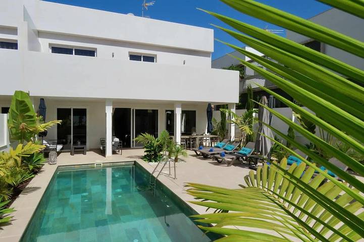 Holiday home for 10 people, with balcony and garden - 1