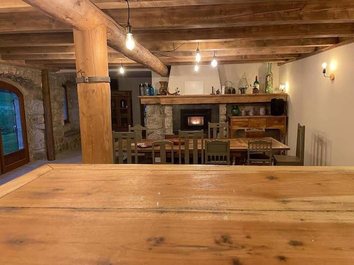 Location de vacances pour 15 personnes, avec jacuzzi ainsi que jardin et piscine à Tence - 4