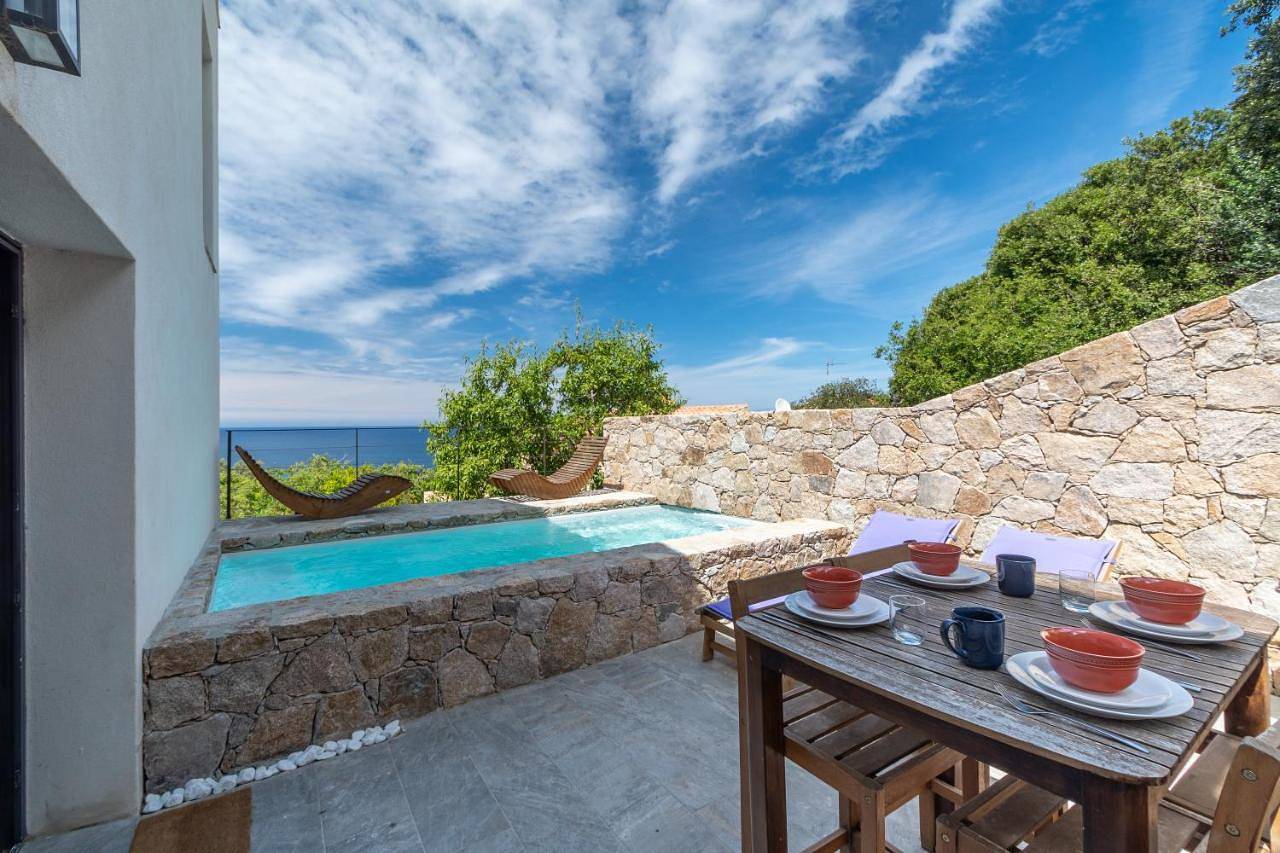 Suite with Sea View in Monticello, Région de Calvi