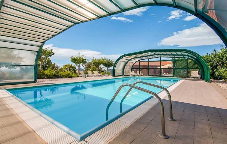 Ferienhaus für 3 Personen, mit Pool und Terrasse sowie Garten - 1