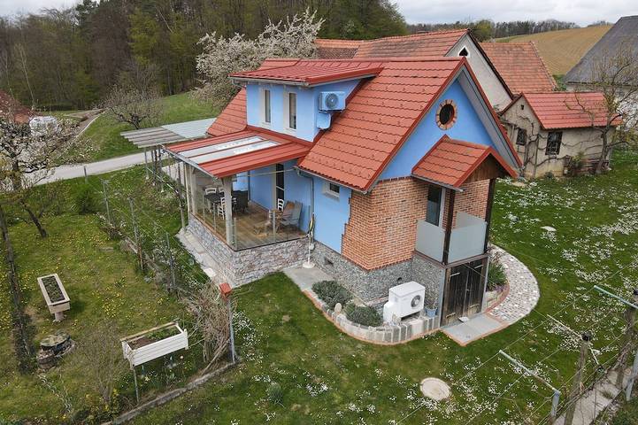 Ferienhaus für 4 Personen, mit Terrasse und Garten - 1