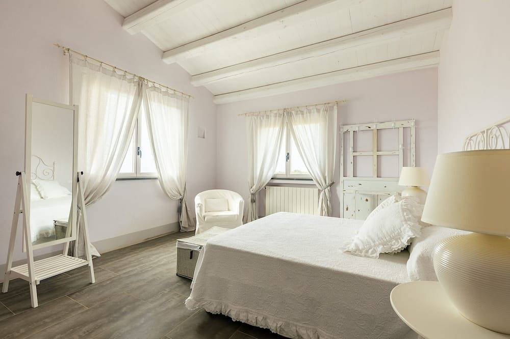 Charming Villa with pool in Menfi, Agrigento Province