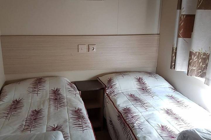 Mobil home pour 8 personnes dans Luna Park La Palmyre - 4