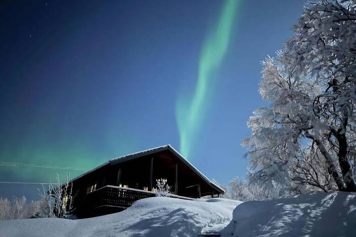 Ferienhaus für 7 Personen, mit Whirlpool und Balkon sowie Garten in Norwegen