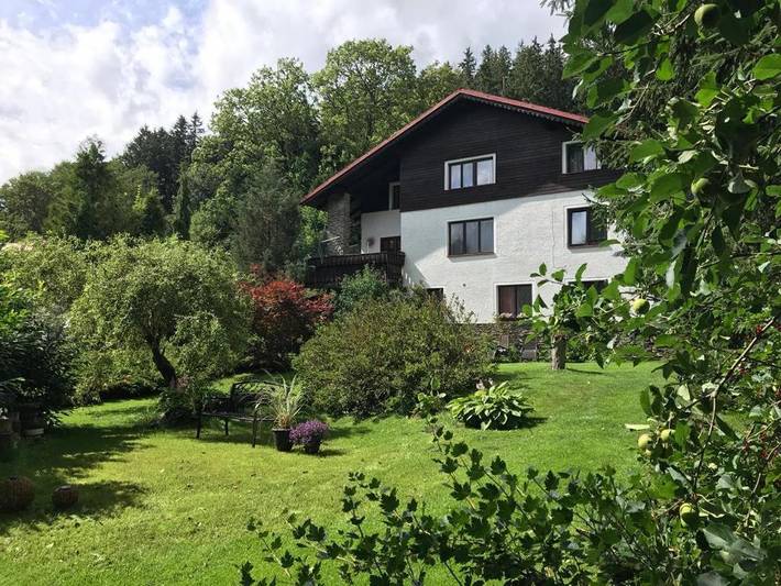 Appartement voor 2 personen, with uitzicht and tuin as well as terras and sauna, met huisdier in Pilsen Regio