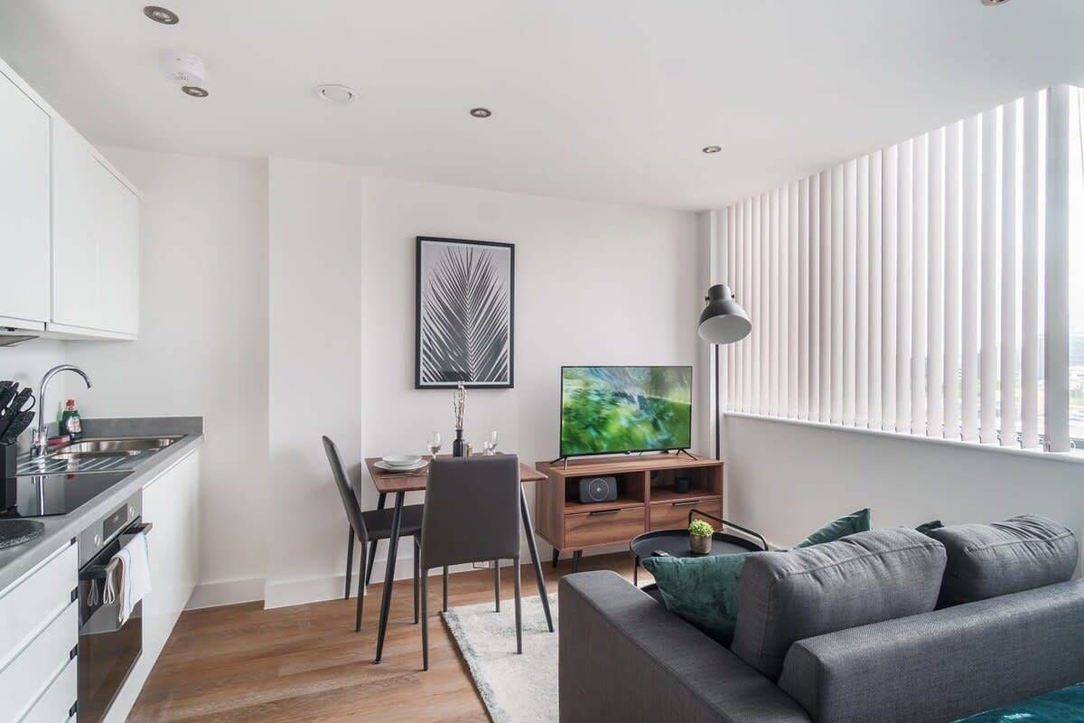 Entire apartment, Stay Zeni, Alexandra Rise Manchester Cosy Studio in Greater Manchester
