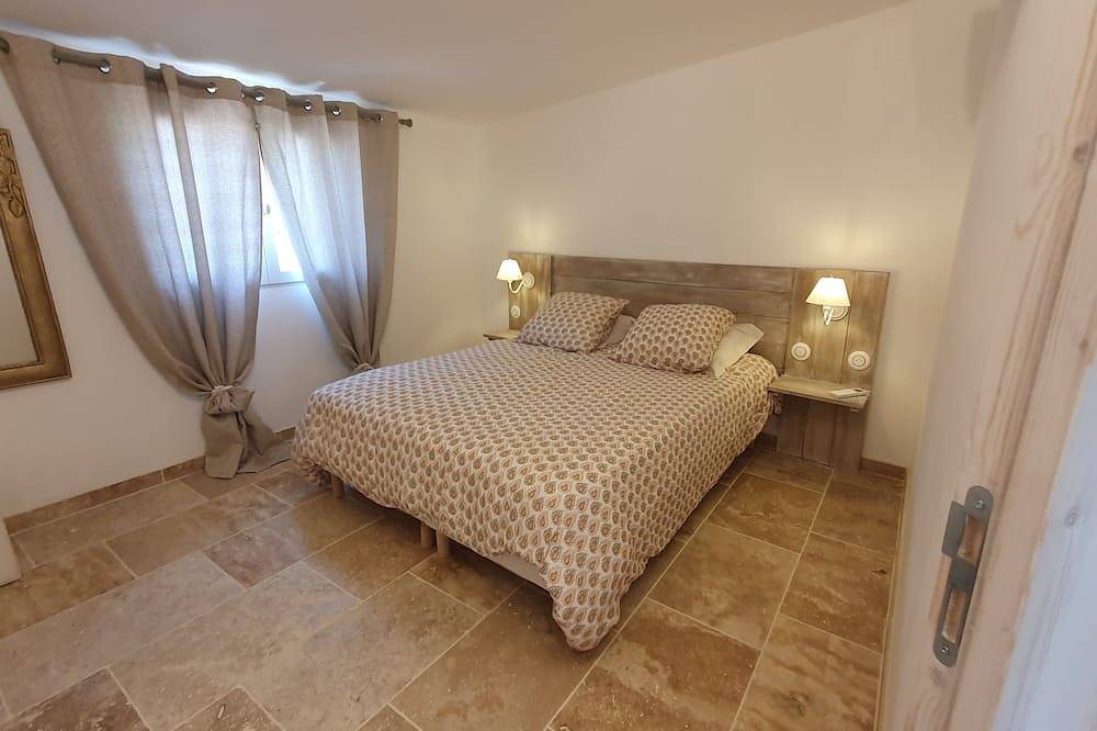 Charming cottage ****, Superb sea view, Spa, Large swimming pool, Golf in Ceyreste, Marseille region