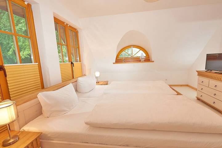 Bauernhof für 4 Personen, mit Sauna und Balkon in Sellin - 2