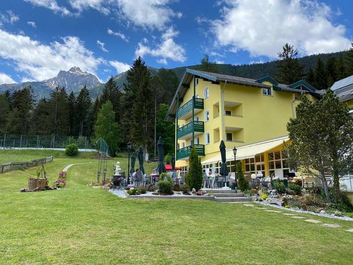 Hotel für 2 Personen, mit Balkon und Terrasse sowie Garten in Tarrenz - 2