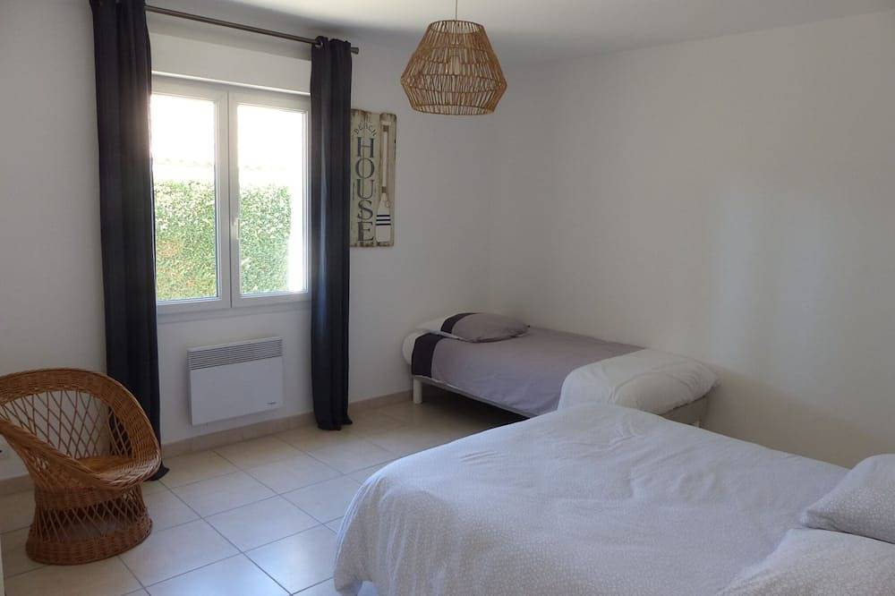 Villa Ronce Les Bains 150 mètres de la plage 2 Chambres / 5 Personnes in Ronce-les-Bains, La Tremblade