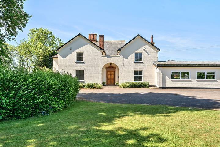 Cottage for 14 people, with Garden and Pool in England, United Kingdom