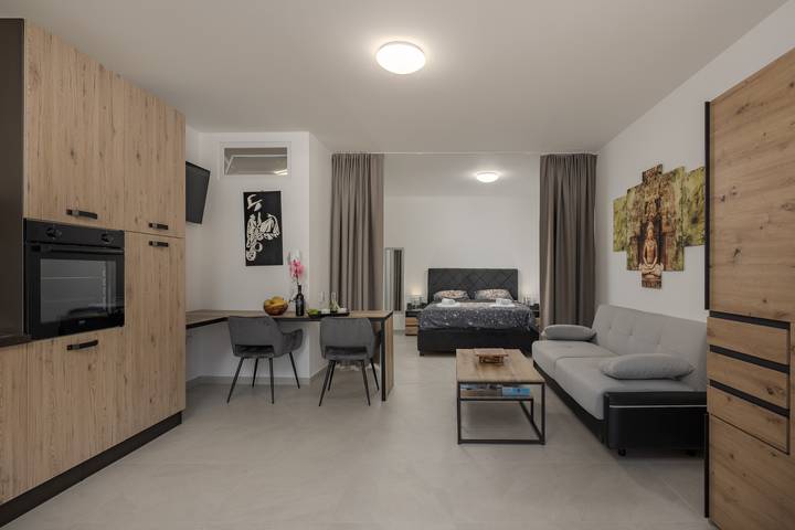 Ferienwohnung für 4 Personen, mit Terrasse in Opatija Riviera