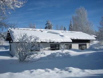 Ferienpark für 6 Personen, mit Terrasse und Pool sowie Garten in den Bayerische Alpen