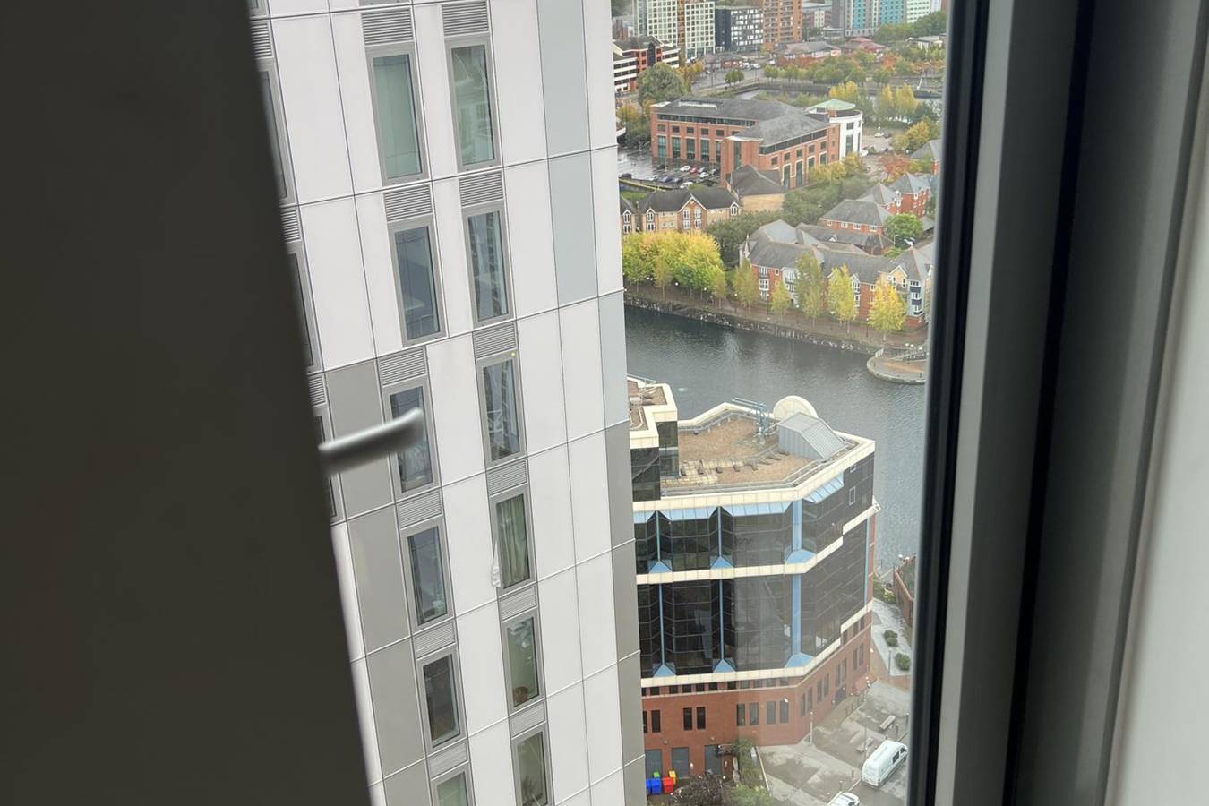 Entire holiday apartment, 1 Bed Apartment Sleeps 2 - Wifi & Tv in Greater Manchester