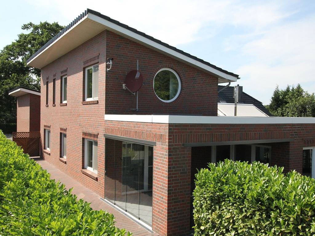 Ferienwohnung mit 4 Schlafzimmer in Friedeburg, Landkreis Wittmund