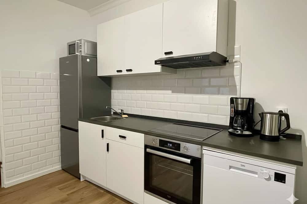 Ganze Wohnung, Krefeld Homebase mit Küche und 3 Einzelbetten - zentral gelegen Nähe Düsseldorf in Krefeld, Niederrhein