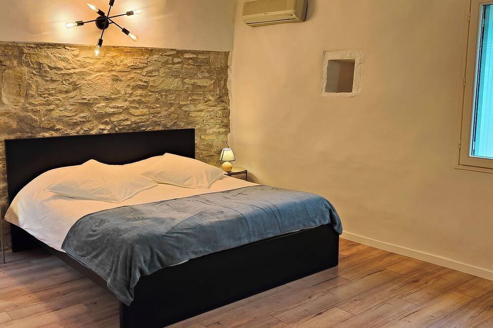 Suite Dame Isaure - Chambre Double Avec Salle de Bains Privative in Pompignan, Région du Vigan