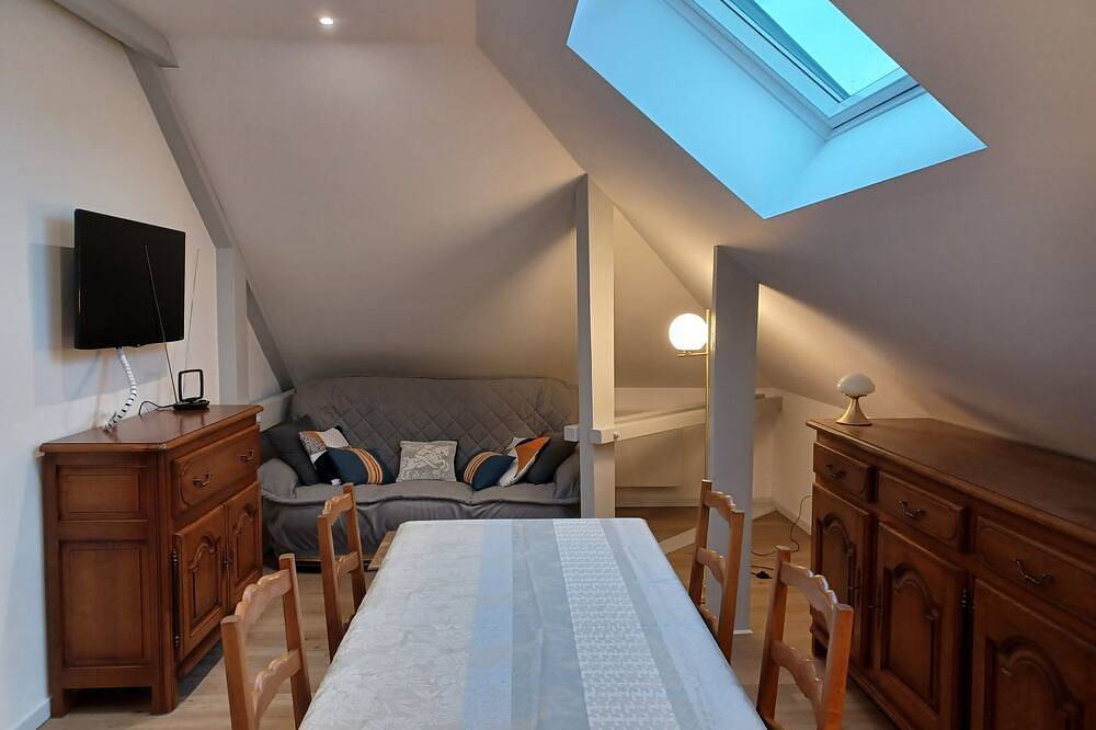 Appartement entier, F2 cosy et calme entre ville et campagne in Fameck, Moselle