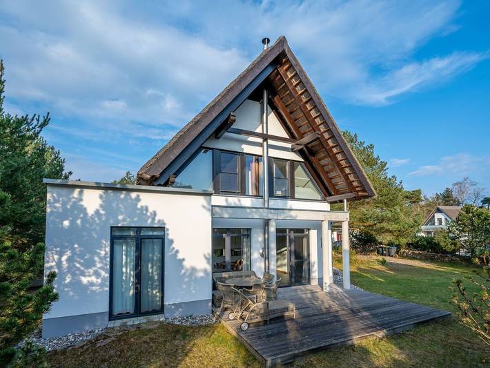 Ferienhaus für 13 Personen, mit Garten und Terrasse in Karlshagen - 3