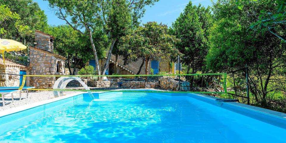 Boris -kuća za odmor sa bazenom in Veli Losinj, Lošinj (Kvarner Bucht)